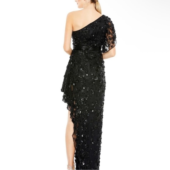 Mac Duggal 93687 One Shoulder Embellished Black Gown Sz 2 NWT - Picture 2 of 12